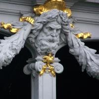 Ornament brug
